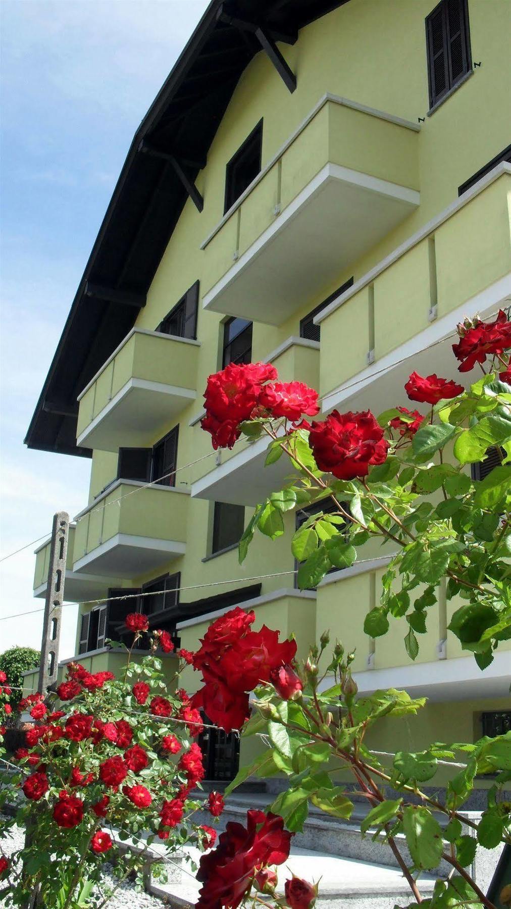 Albergo Residence Isotta Veruno Exterior foto